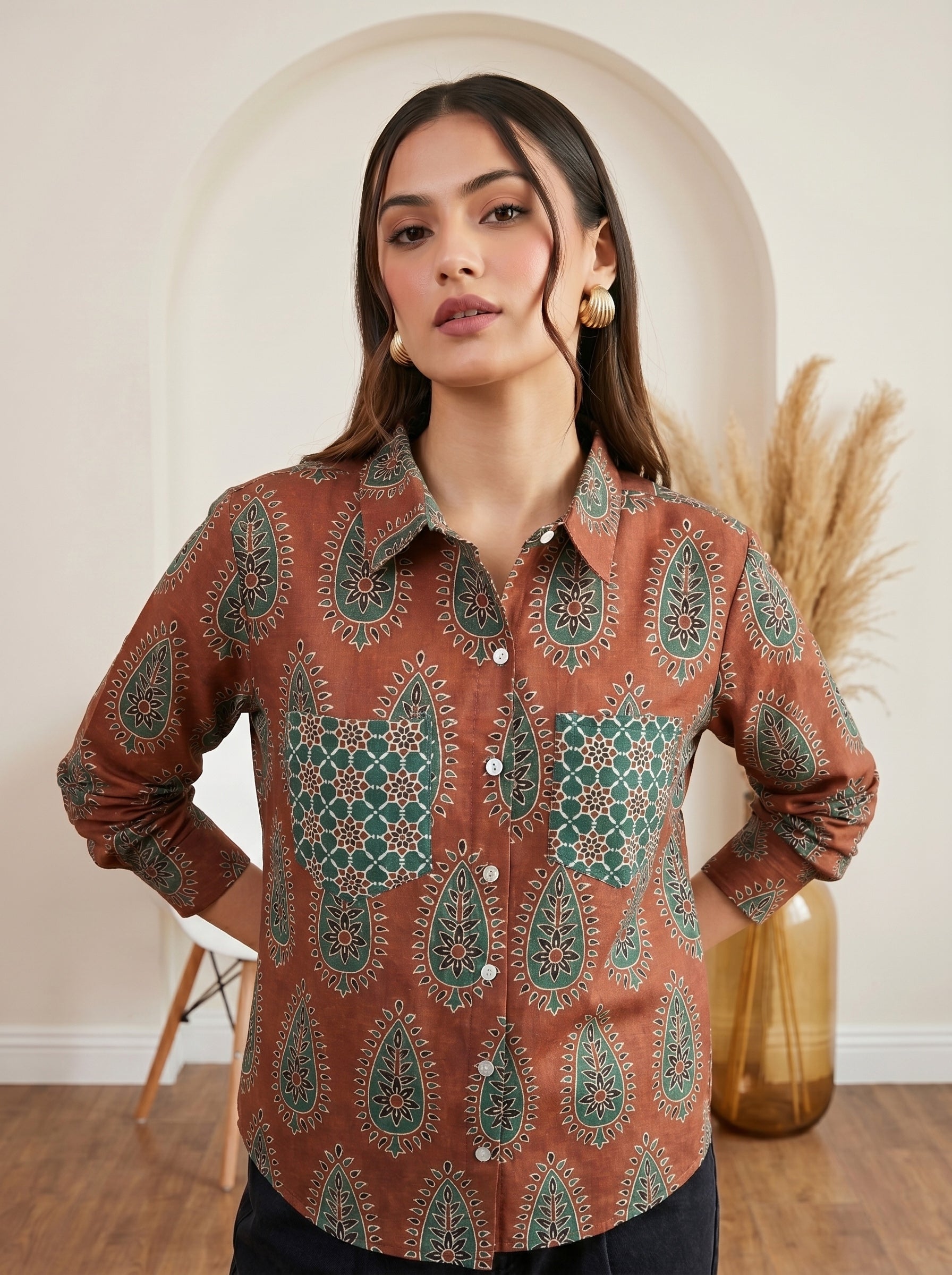 Brown and Green Pure Cotton Printed Regular Shirt Featuring Contrasting Pockets and a Standard Collar Design
