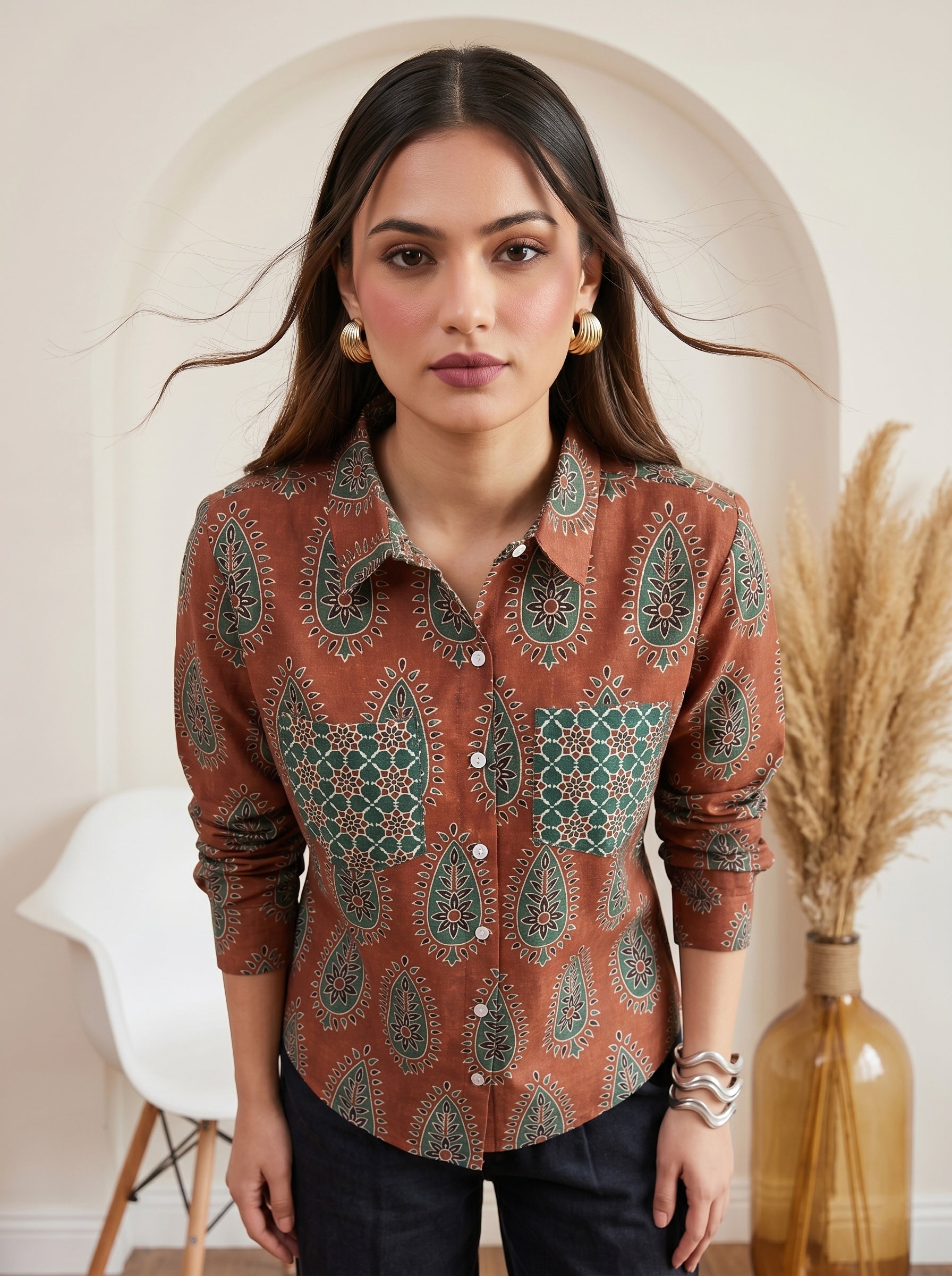 Brown and Green Pure Cotton Printed Regular Shirt Featuring Contrasting Pockets and a Standard Collar Design