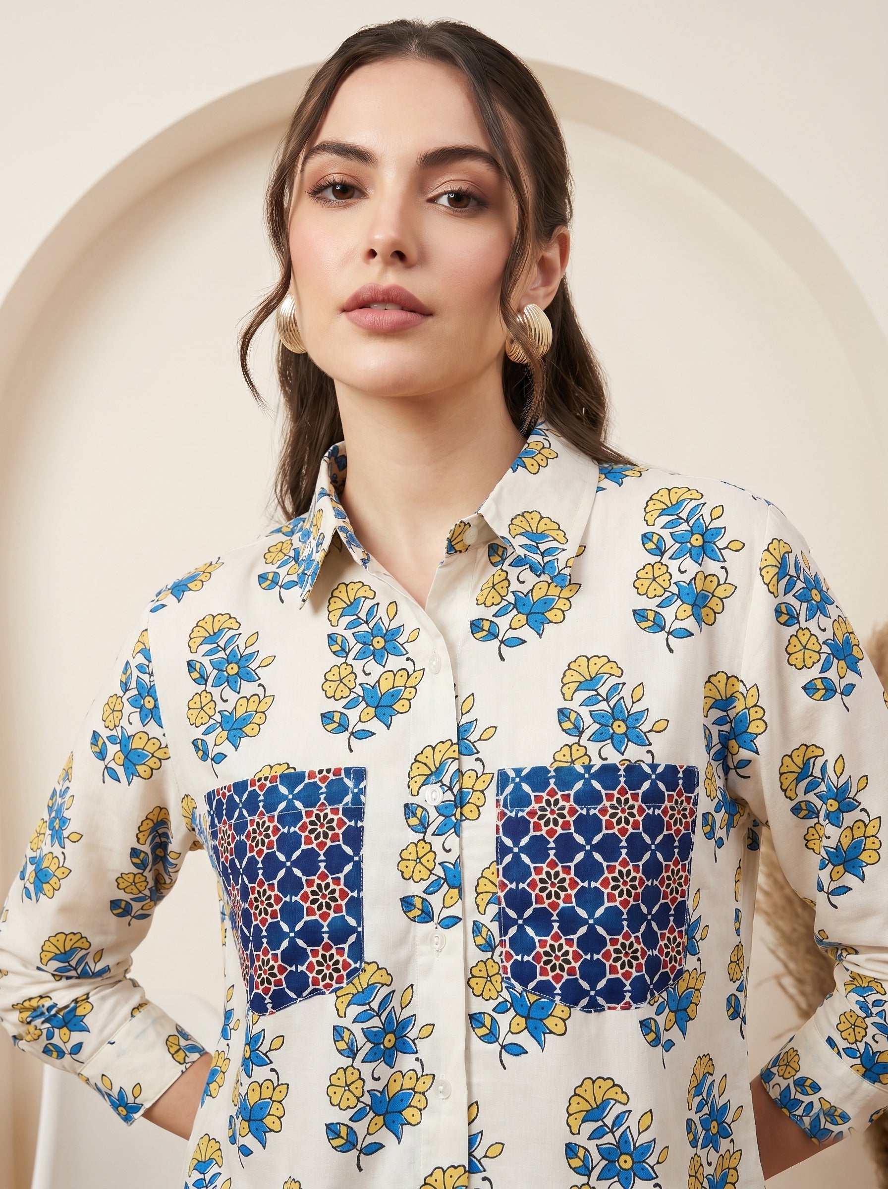 Cream and Blue Pure Cotton Floral Print Straight Shirt Featuring Contrasting Pockets and a Standard Collar Design