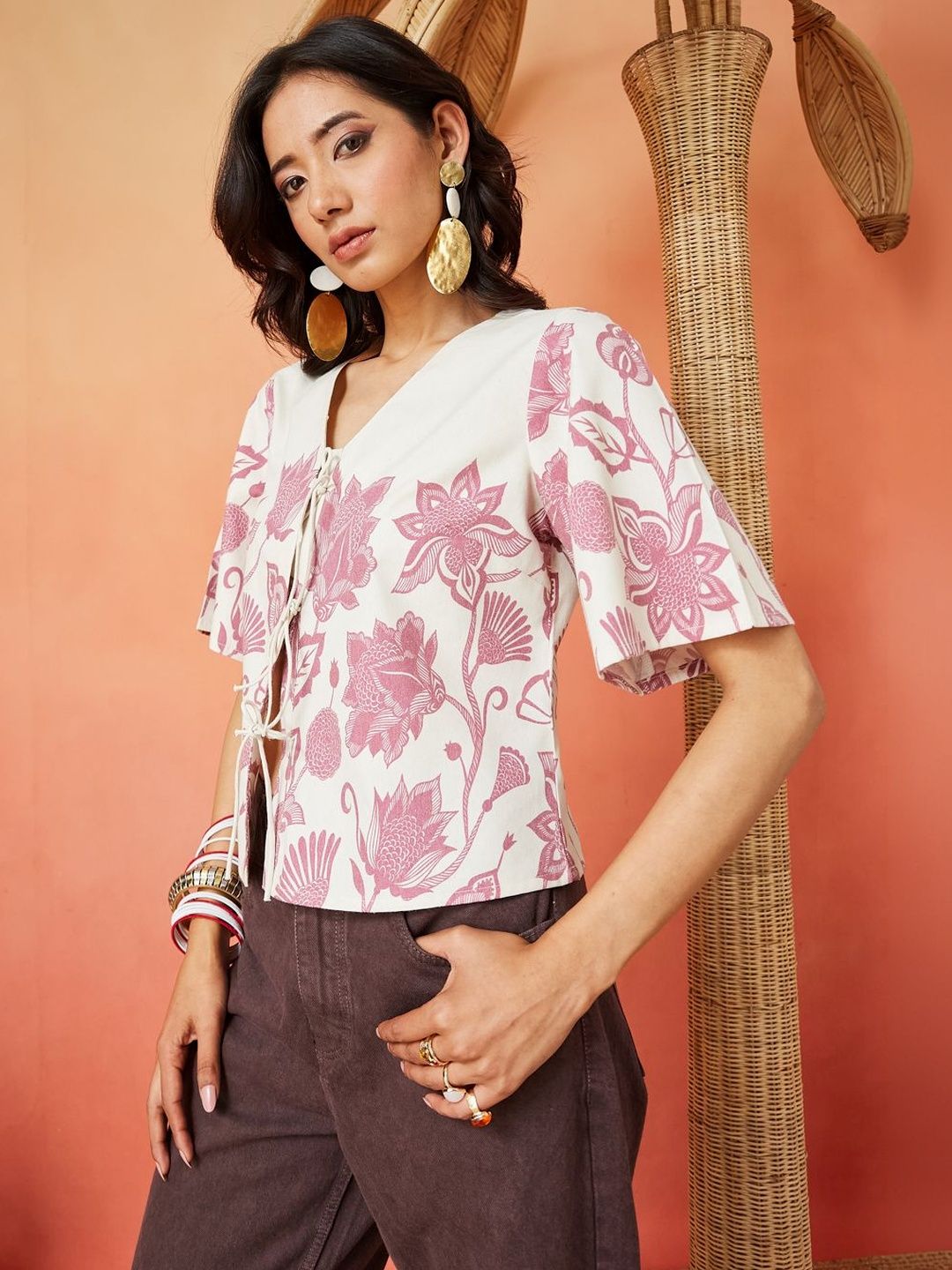 Cream and Pink Pure Cotton Floral Print Casual Top Featuring a V-Neck and Front Tie-Up Design